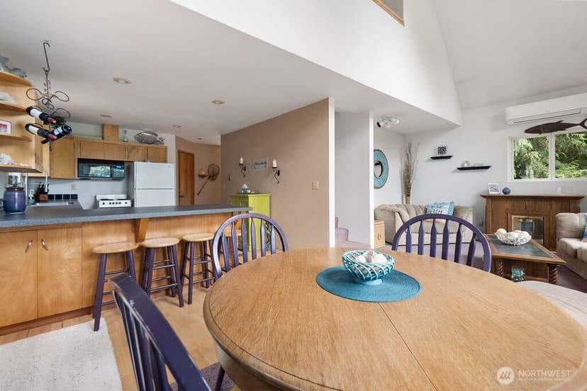 Property photo for 55 A Snohomish Way, Hat Island photo 12