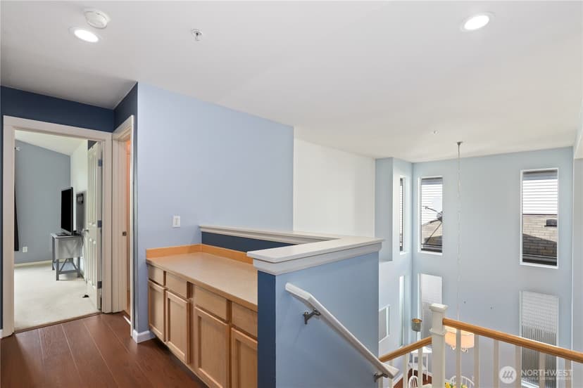 Property photo for 4527 S 221st Street, Kent photo 16