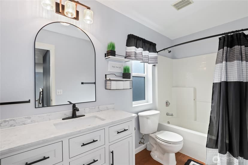 Property photo for 4527 S 221st Street, Kent photo 19