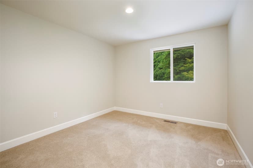 Property photo for 19920 NE 185 Street, Woodinville photo 17