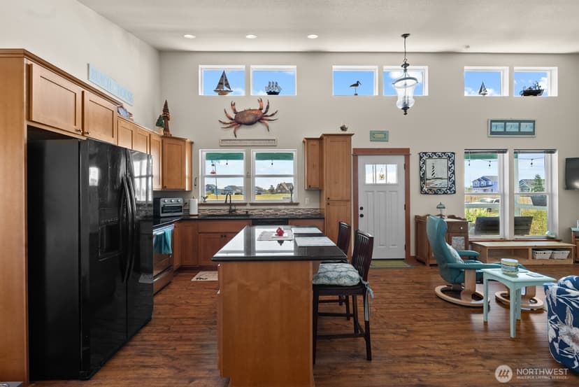 Property photo for 442 N Spinnaker Avenue SW, Ocean Shores photo 8