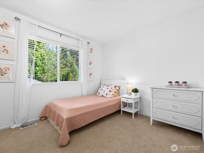 Property photo for 6726 Charlotte Avenue SE, Auburn photo 18