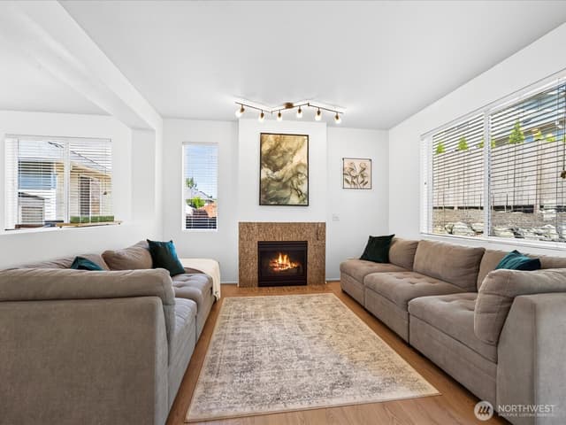 Property photo for 6726 Charlotte Avenue SE, Auburn photo 5