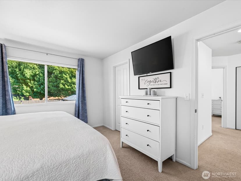 Property photo for 6726 Charlotte Avenue SE, Auburn photo 15