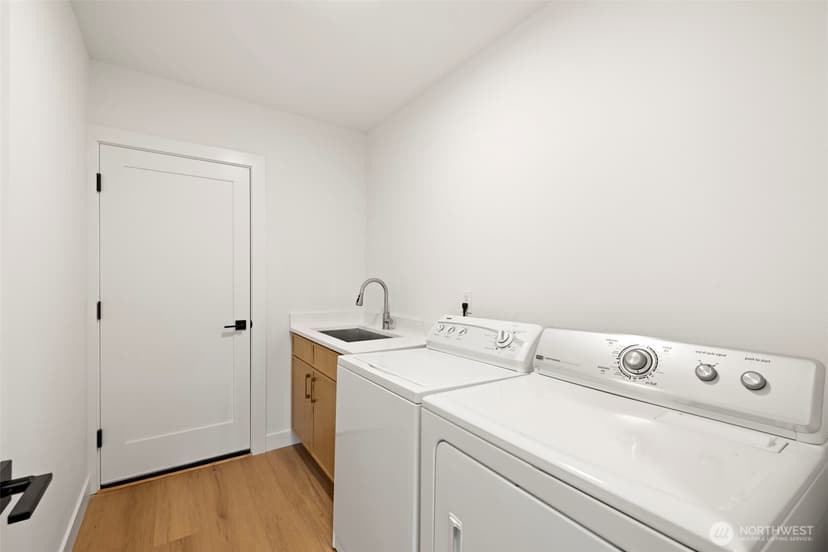 Property photo for 3611 Shelby Road, Lynnwood photo 36