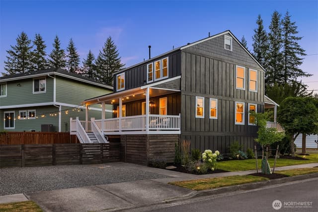 Property photo for 8734 Falls Avenue SE, Snoqualmie photo 2