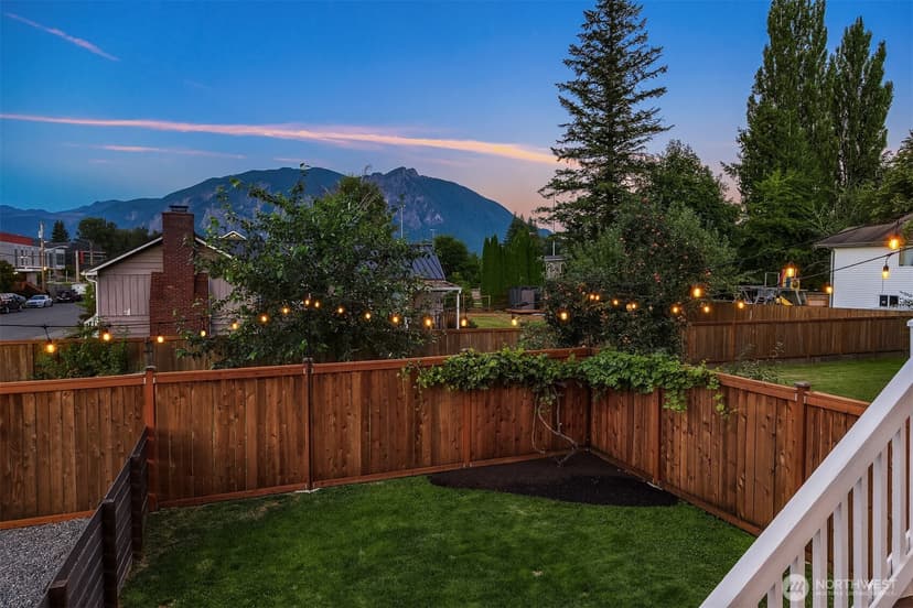 Property photo for 8734 Falls Avenue SE, Snoqualmie photo 28