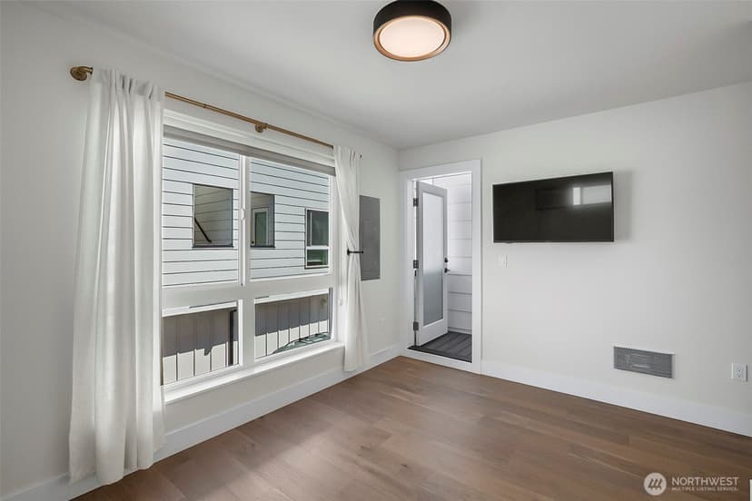 Property photo for 1129 NW 61st #B, Seattle photo 21