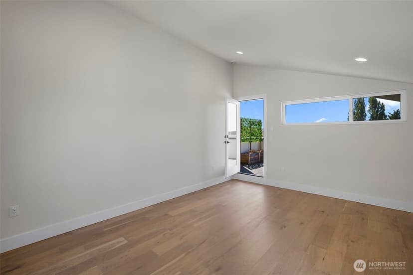 Property photo for 1129 NW 61st #B, Seattle photo 24