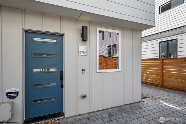 Property photo for 1129 NW 61st #B, Seattle photo 2