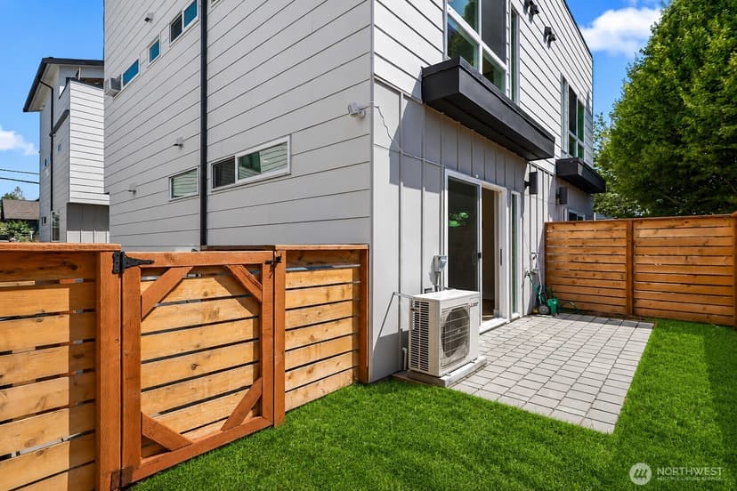 Property photo for 1129 NW 61st #B, Seattle photo 13