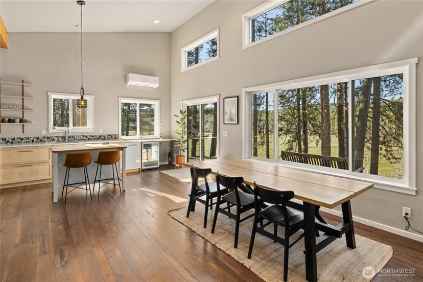 Property photo for 5910 Teanaway Road, Cle Elum photo 6