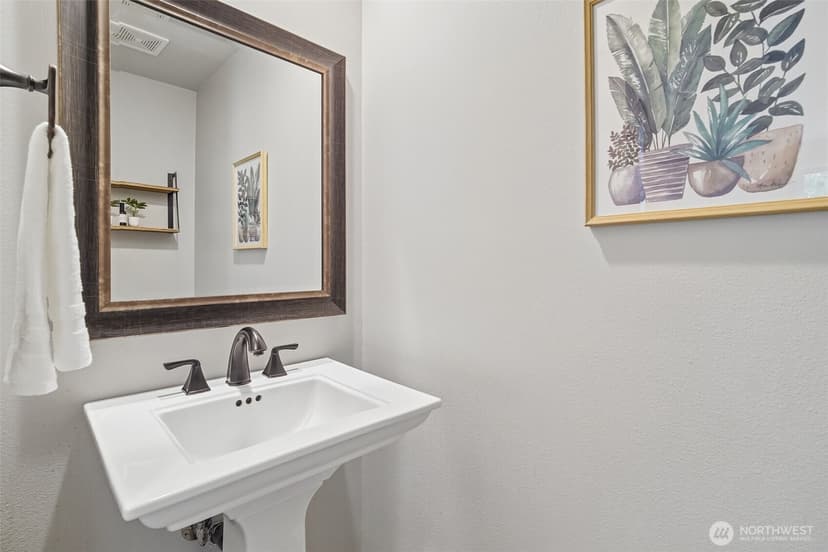 Property photo for 3701 206th Place SW, Lynnwood photo 17