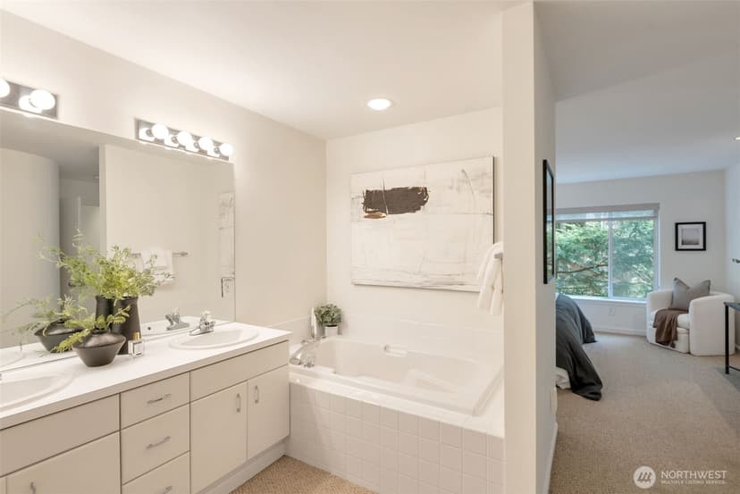 Property photo for 2000 W Barrett Street #205, Seattle photo 13