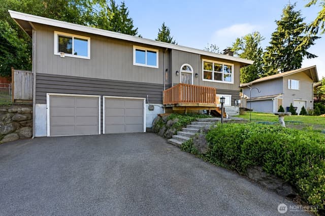 Property photo for 34413 28th Place SW, Federal Way