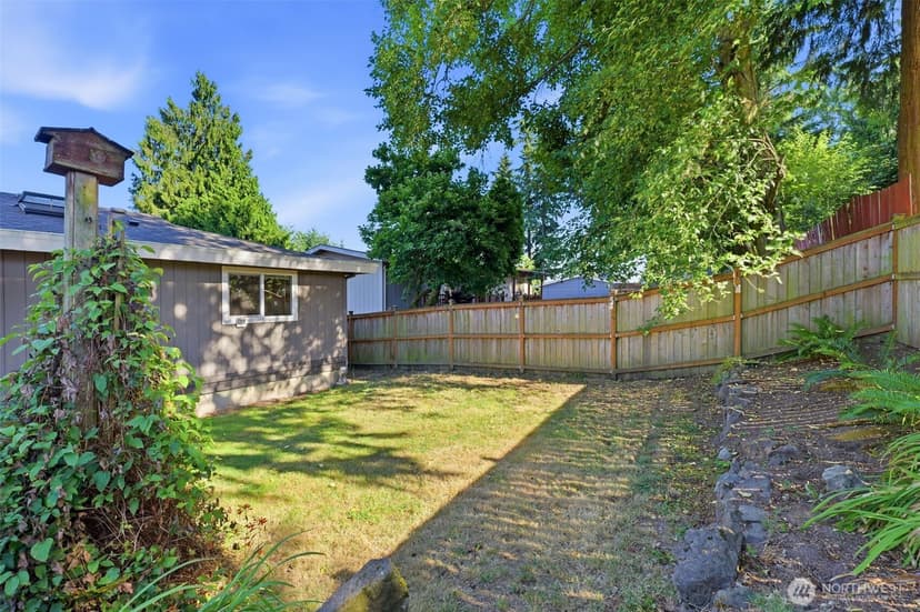 Property photo for 34413 28th Place SW, Federal Way photo 25