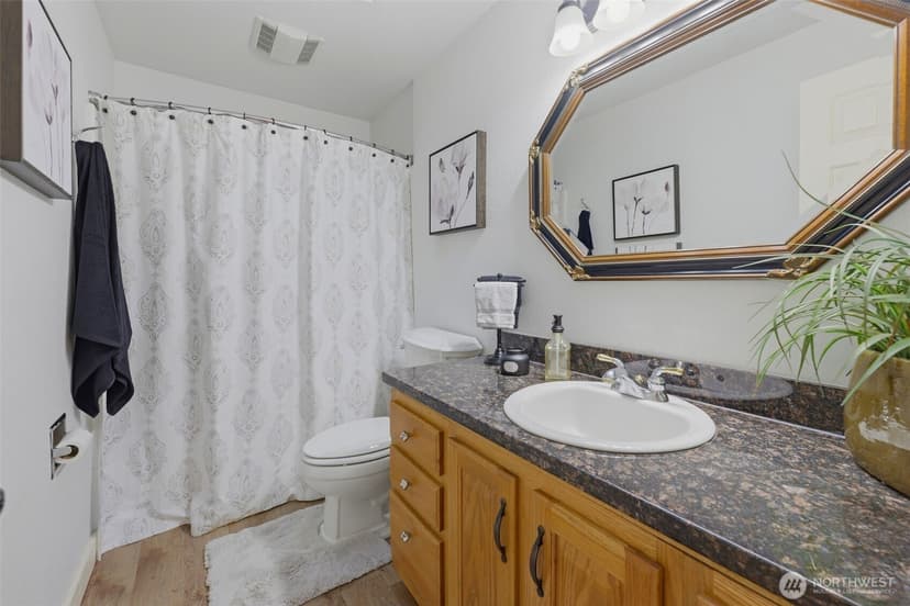 Property photo for 34413 28th Place SW, Federal Way photo 14