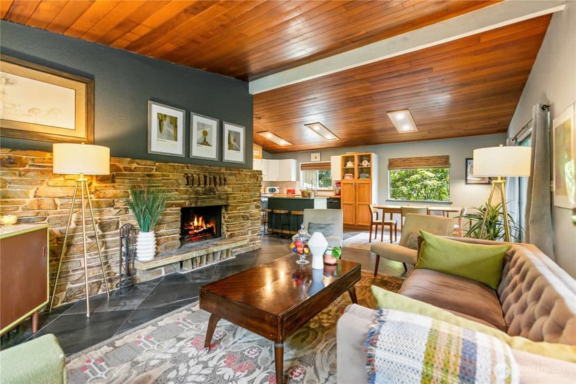 Property photo for 4270 Long Lake Road SE, Port Orchard photo 12
