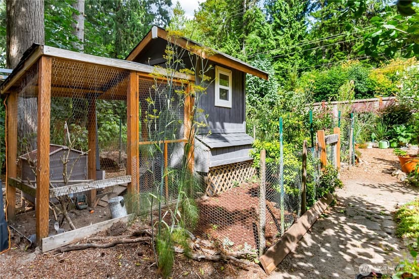 Property photo for 4270 Long Lake Road SE, Port Orchard photo 35
