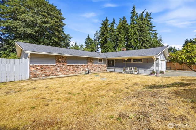 Property photo for 12012 31st Drive SE, Everett photo 2