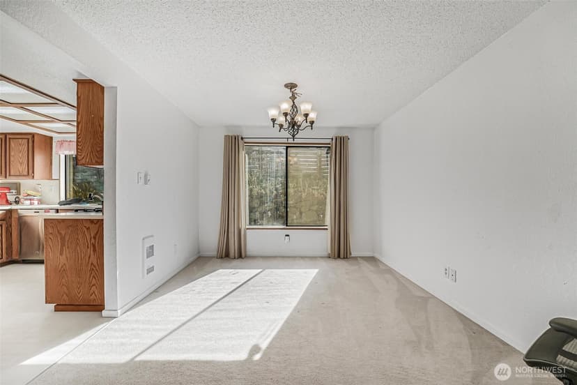 Property photo for 15255 206th Avenue SE, Renton photo 18