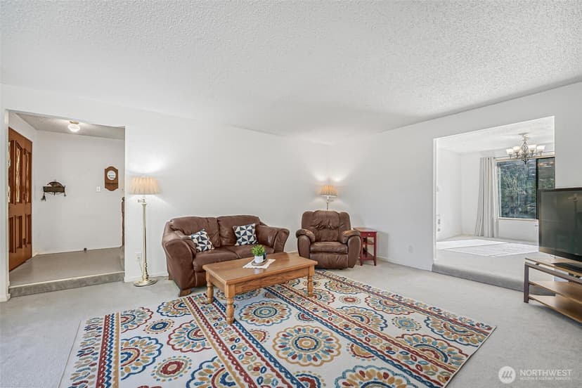 Property photo for 15255 206th Avenue SE, Renton photo 6