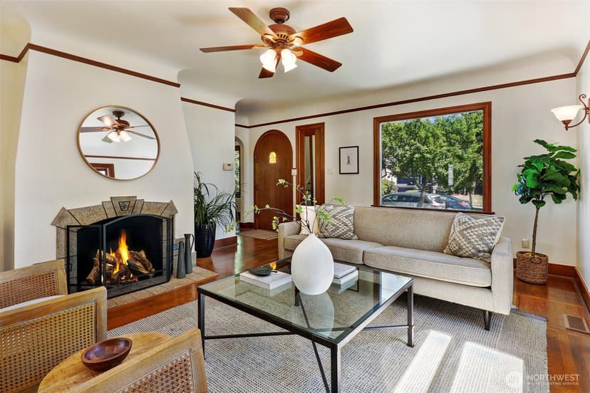 Property photo for 7515 Mary Avenue NW, Seattle photo 3