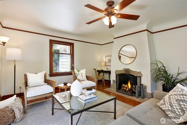 Property photo for 7515 Mary Avenue NW, Seattle photo 4