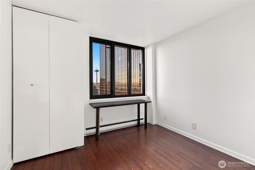 Property photo for 2100 3rd Avenue #1503, Seattle photo 12