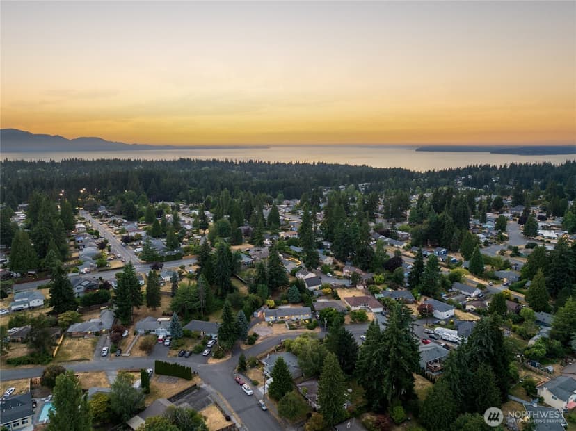 Property photo for 18930 66th Place W, Lynnwood photo 16