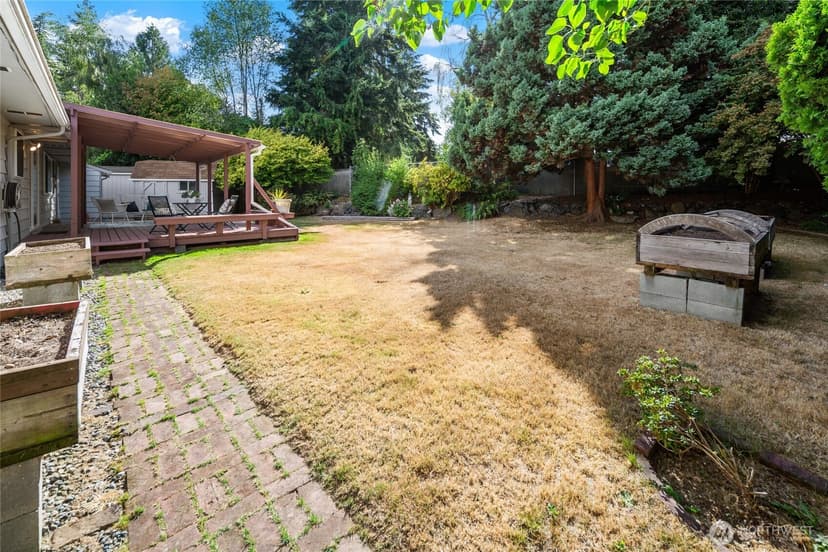 Property photo for 18930 66th Place W, Lynnwood photo 31