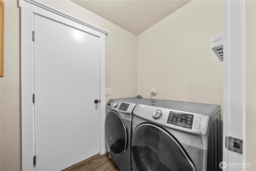 Property photo for 11306 211th Avenue Ct E, Bonney Lake photo 15