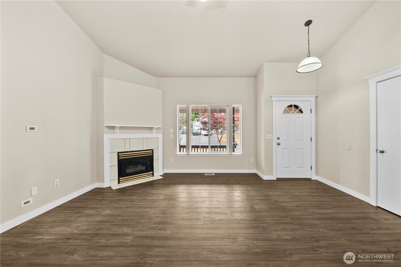 Property photo for 11306 211th Avenue Ct E, Bonney Lake photo 6