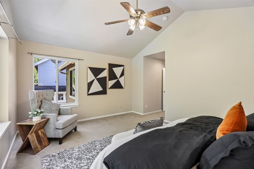 Property photo for 2528 Larchmount Dr NE, Issaquah photo 14