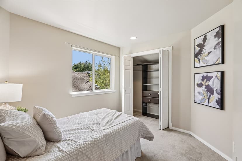 Property photo for 2528 Larchmount Dr NE, Issaquah photo 22
