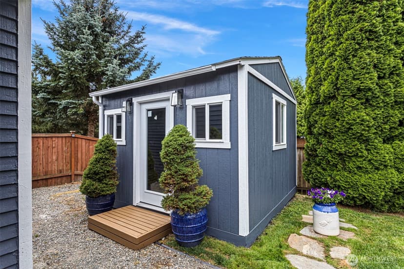 Property photo for 1325 234th Street SW, Bothell photo 22