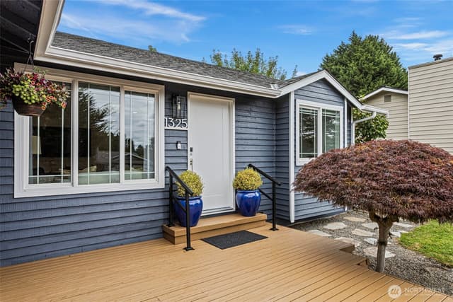 Property photo for 1325 234th Street SW, Bothell photo 2