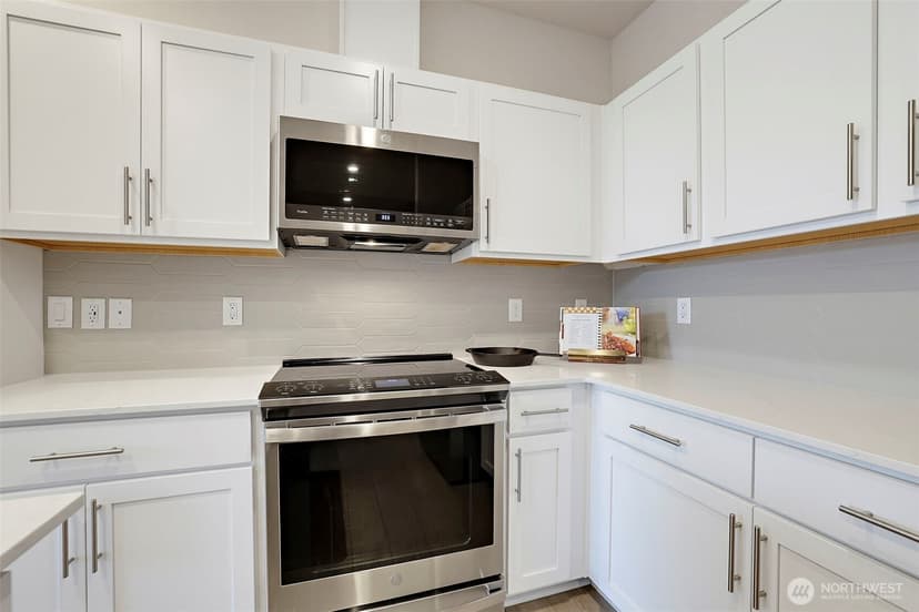 Property photo for 1222 Confluence Way SE #302, North Bend photo 9