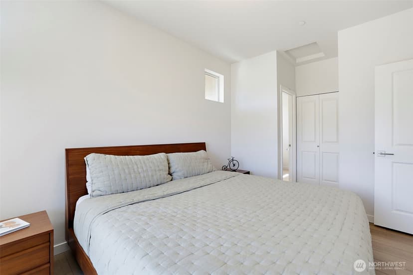 Property photo for 1222 Confluence Way SE #302, North Bend photo 13