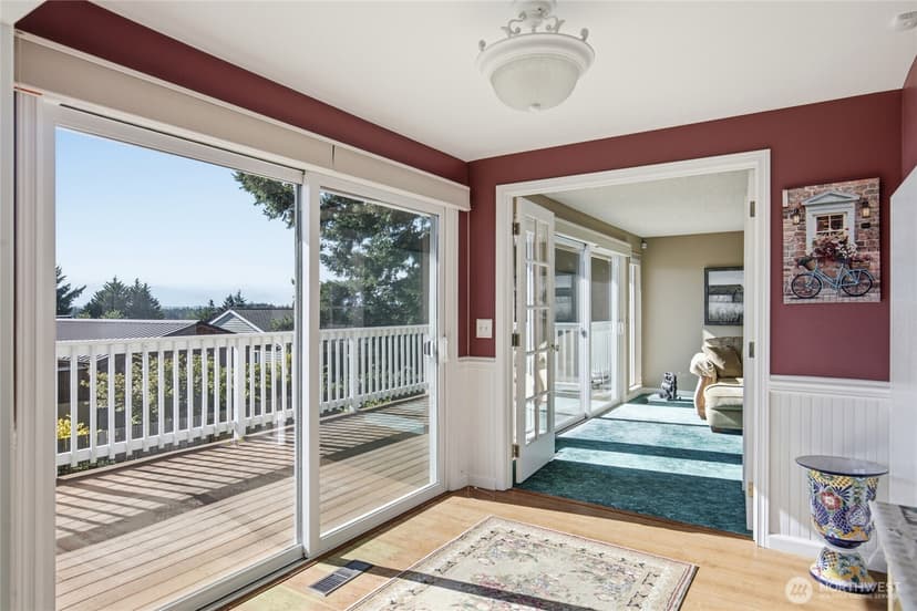 Property photo for 8101 McIntyre Lane NE, Bremerton photo 15