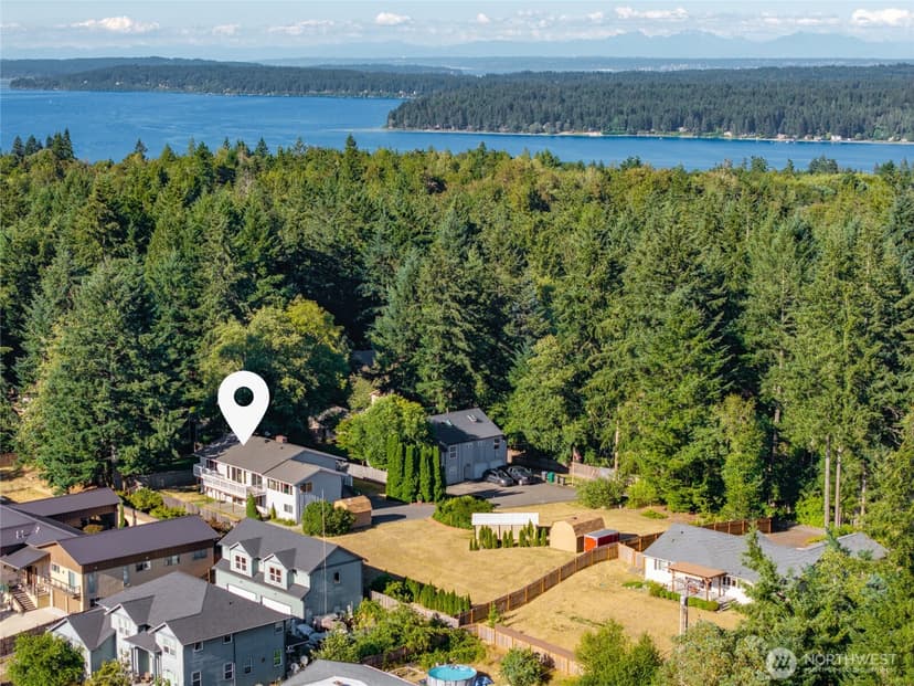 Property photo for 8101 McIntyre Lane NE, Bremerton photo 40