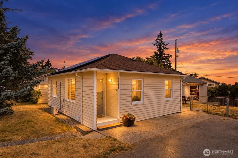 Property photo for 7212 S 128th Street, Seattle