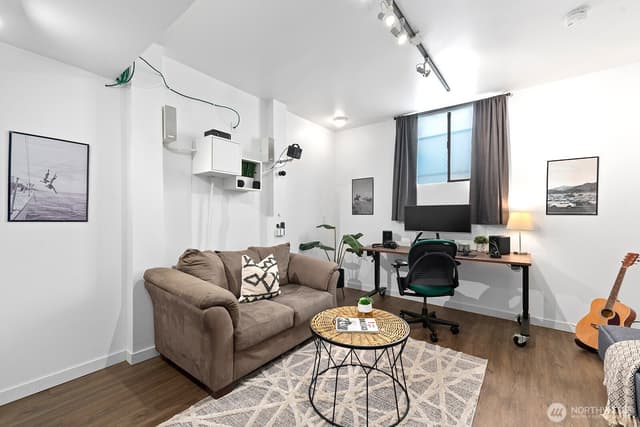 Property photo for 22 John Street #C, Seattle photo 3