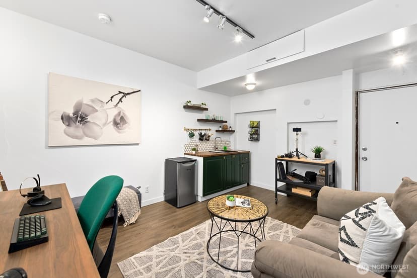 Property photo for 22 John Street #C, Seattle photo 4