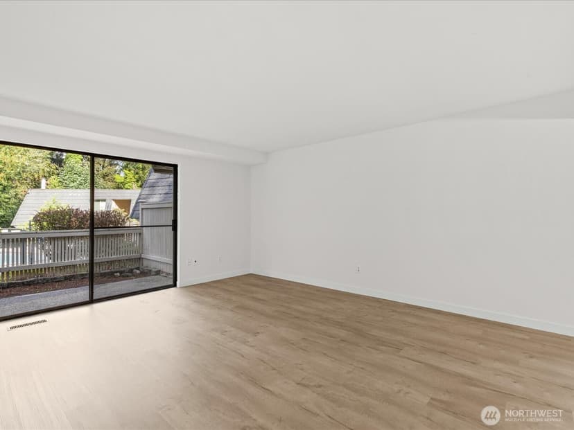 Property photo for 9905 NE 124th Street #703, Kirkland photo 16