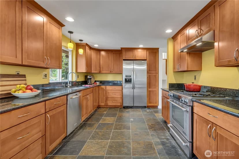 Property photo for 31326 33rd Avenue SW, Federal Way photo 12