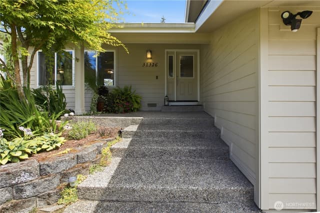 Property photo for 31326 33rd Avenue SW, Federal Way photo 3