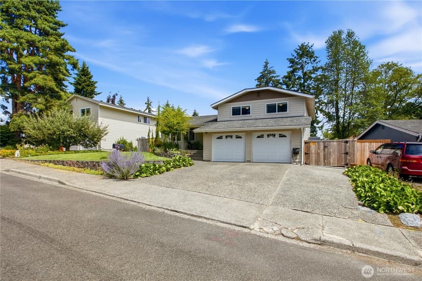 Property photo for 31326 33rd Avenue SW, Federal Way photo 2
