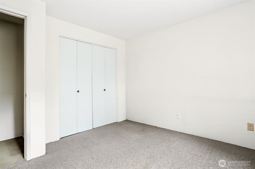 Property photo for 5210 NE 190th Street, Lake Forest Park photo 18