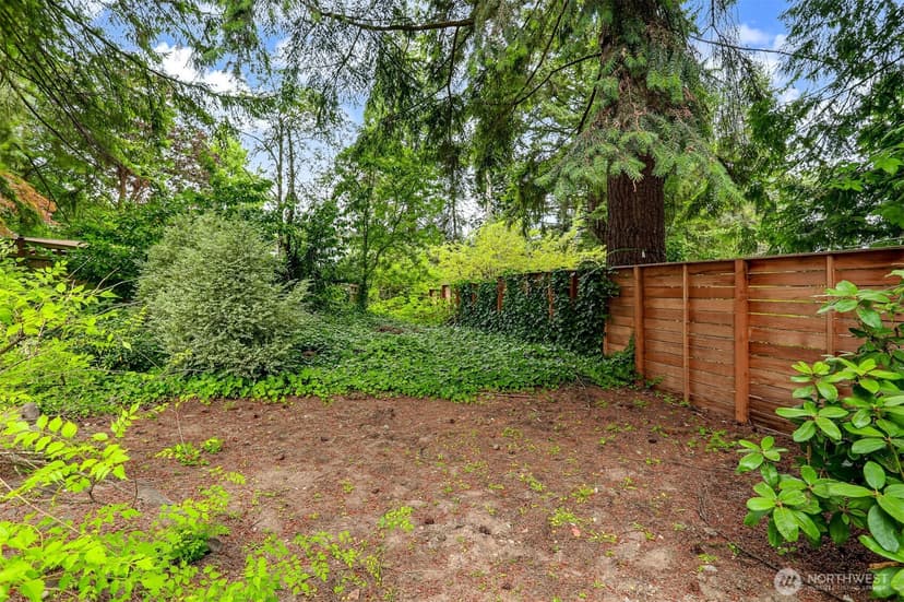 Property photo for 5210 NE 190th Street, Lake Forest Park photo 4